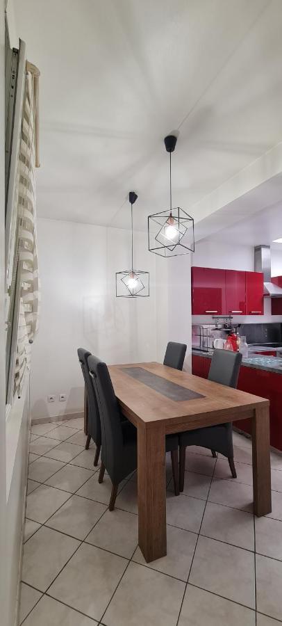 La Brique Rouge - Maison 66 M2 Avec 2 Chambres Lille Exterior photo
